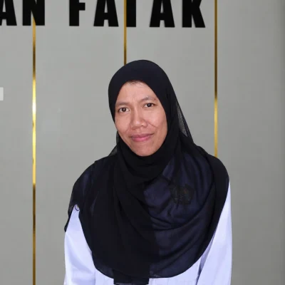 Fia Santri Jumat Profile